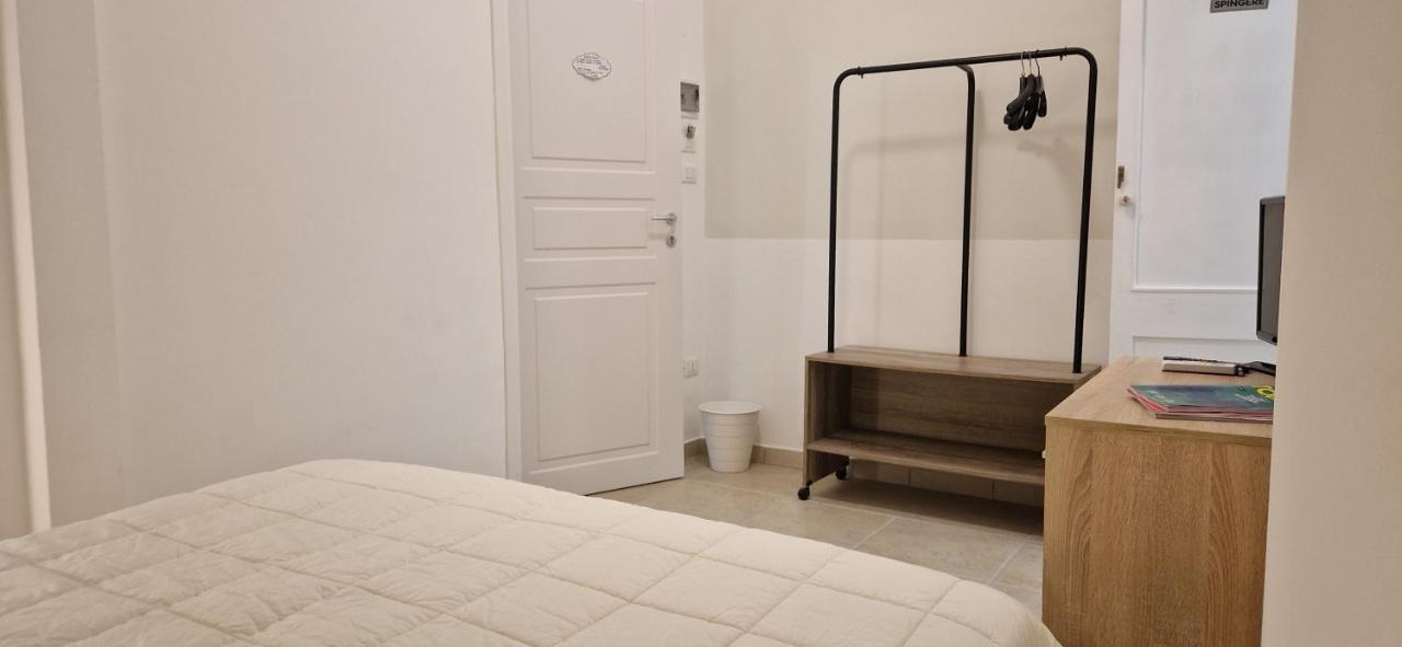 Diaz Rooms Lecce Exterior photo